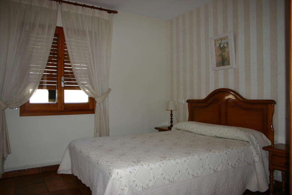 Apartamentos Casa Gallan Sarvisé Rum bild
